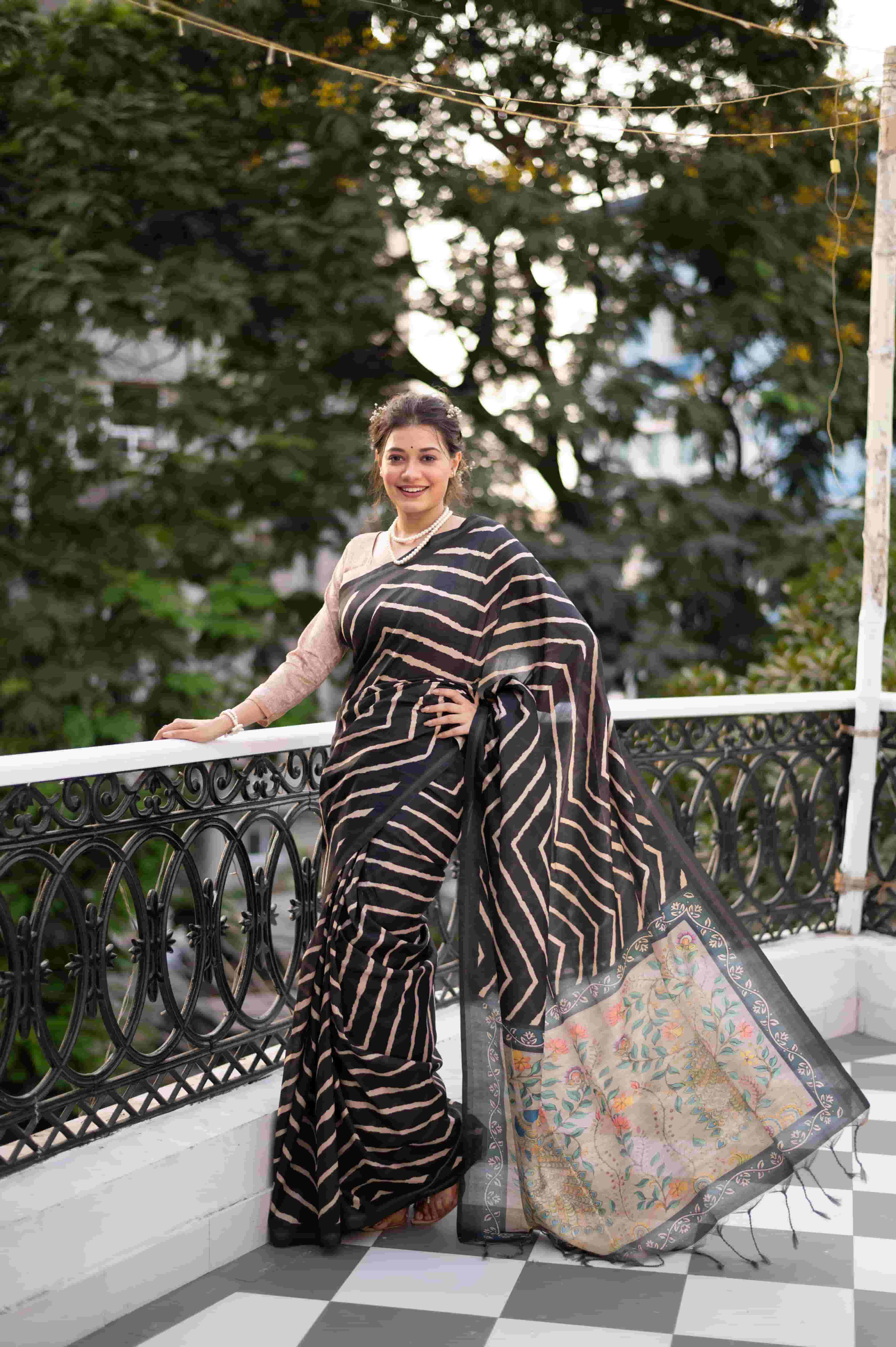 Balck Printed Leriya Saree